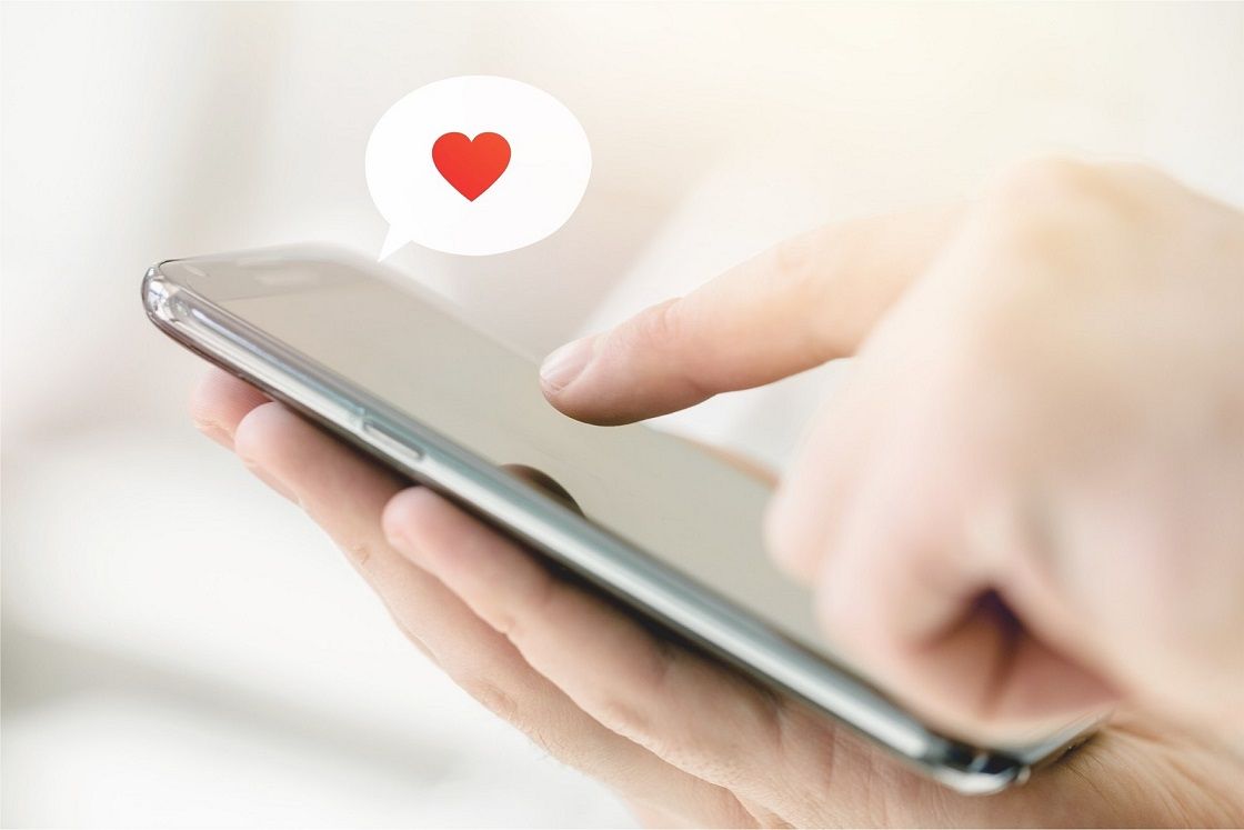 5 Online Dating Icebreaker Questions to Test Out